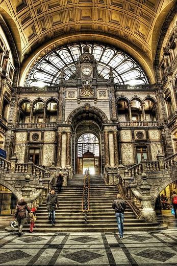 Antwerpen-Centraal