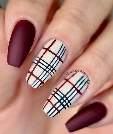 Chess Nails