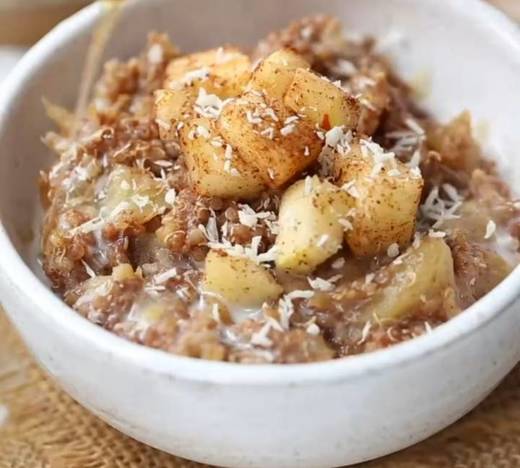 Apple Breakfast Quinoa