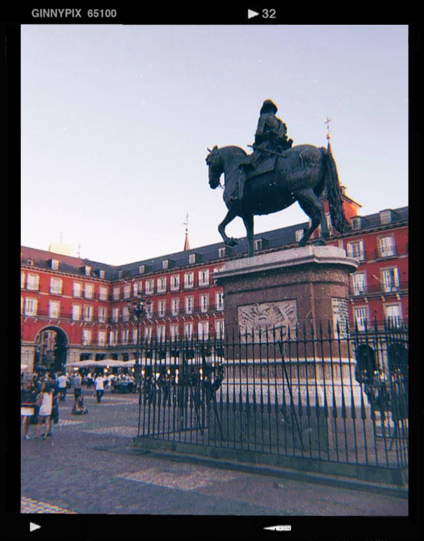 Lugar Plaza Mayor Plaza Mayor, 28012 Madrid, Espanha🏙️