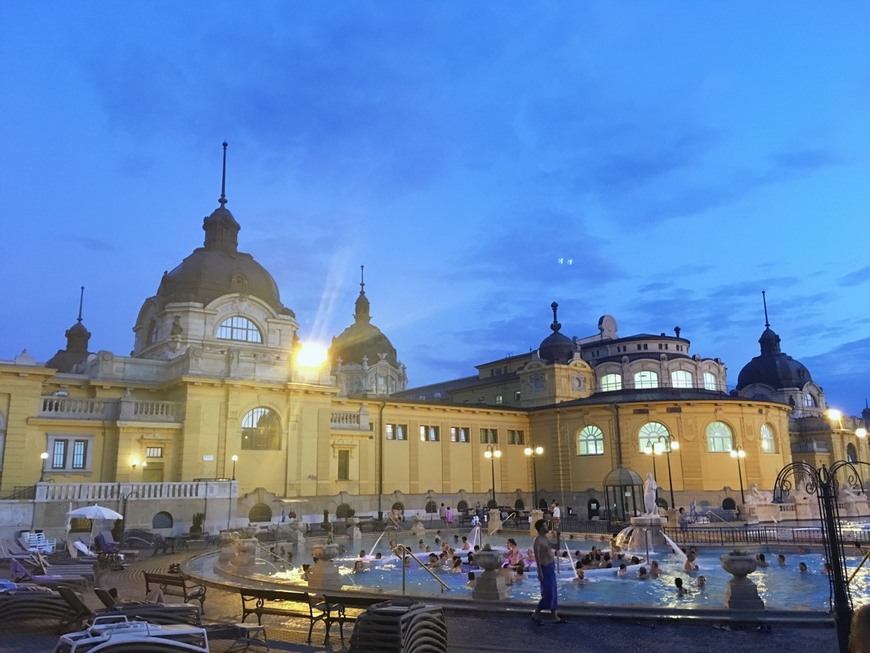 Place Széchenyi Thermal Bath