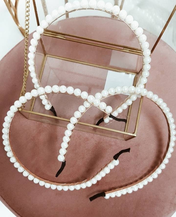 Social https://www.casualchicstore.com/pt/talk-too-much-headband-in