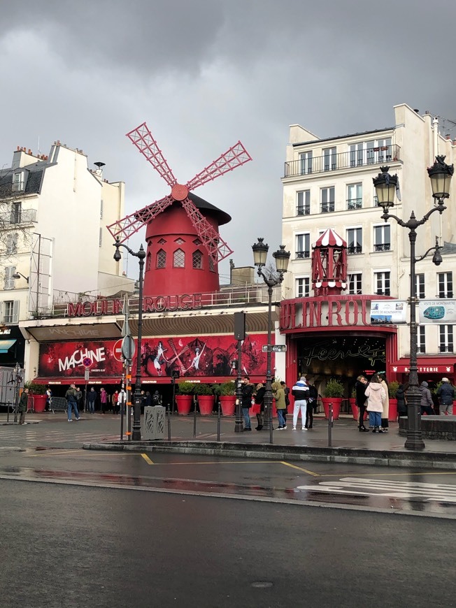 Lugar Moulin Rouge