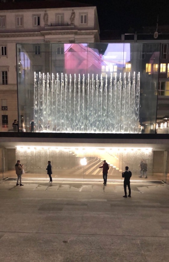 Lugar Apple Store Liberty