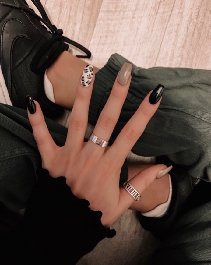 Social Nails 