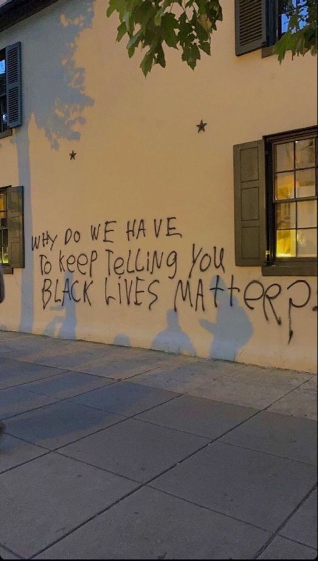 ✊🏼