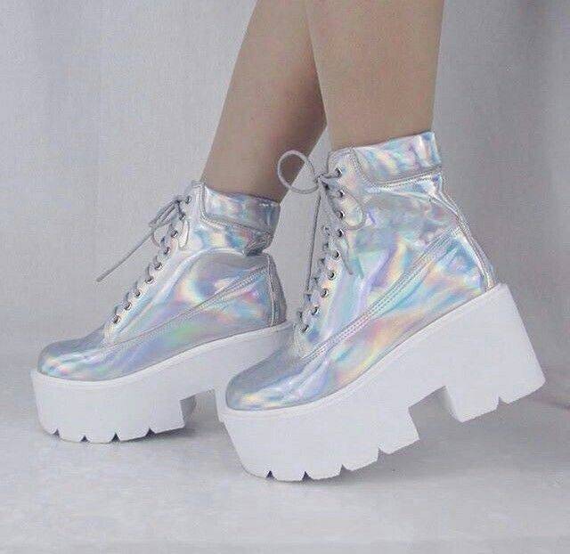 Fashion Pearl boots