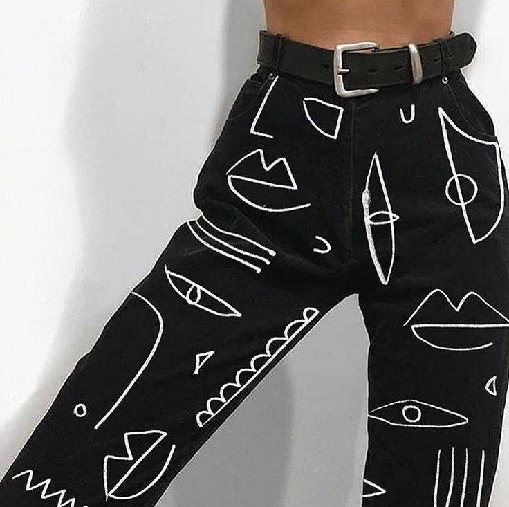 Social Black with white draws