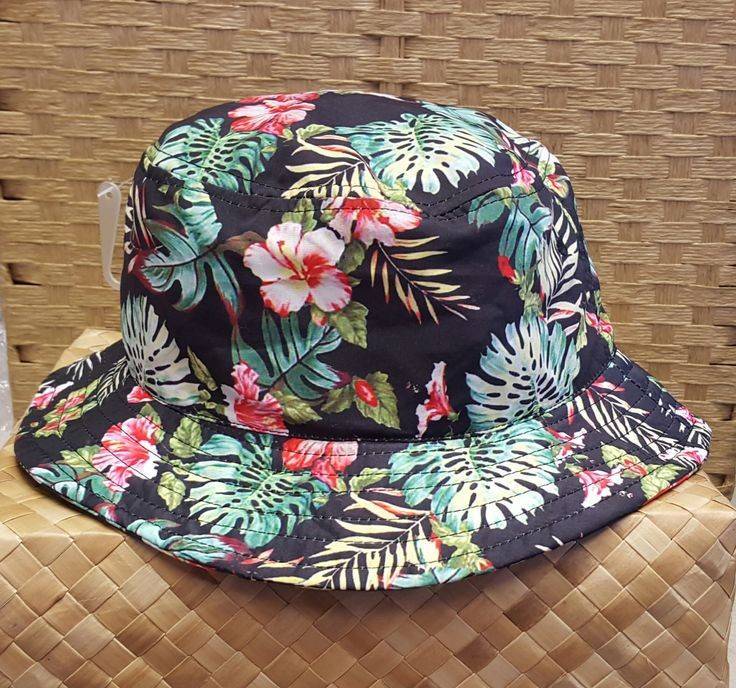 Social Tropical