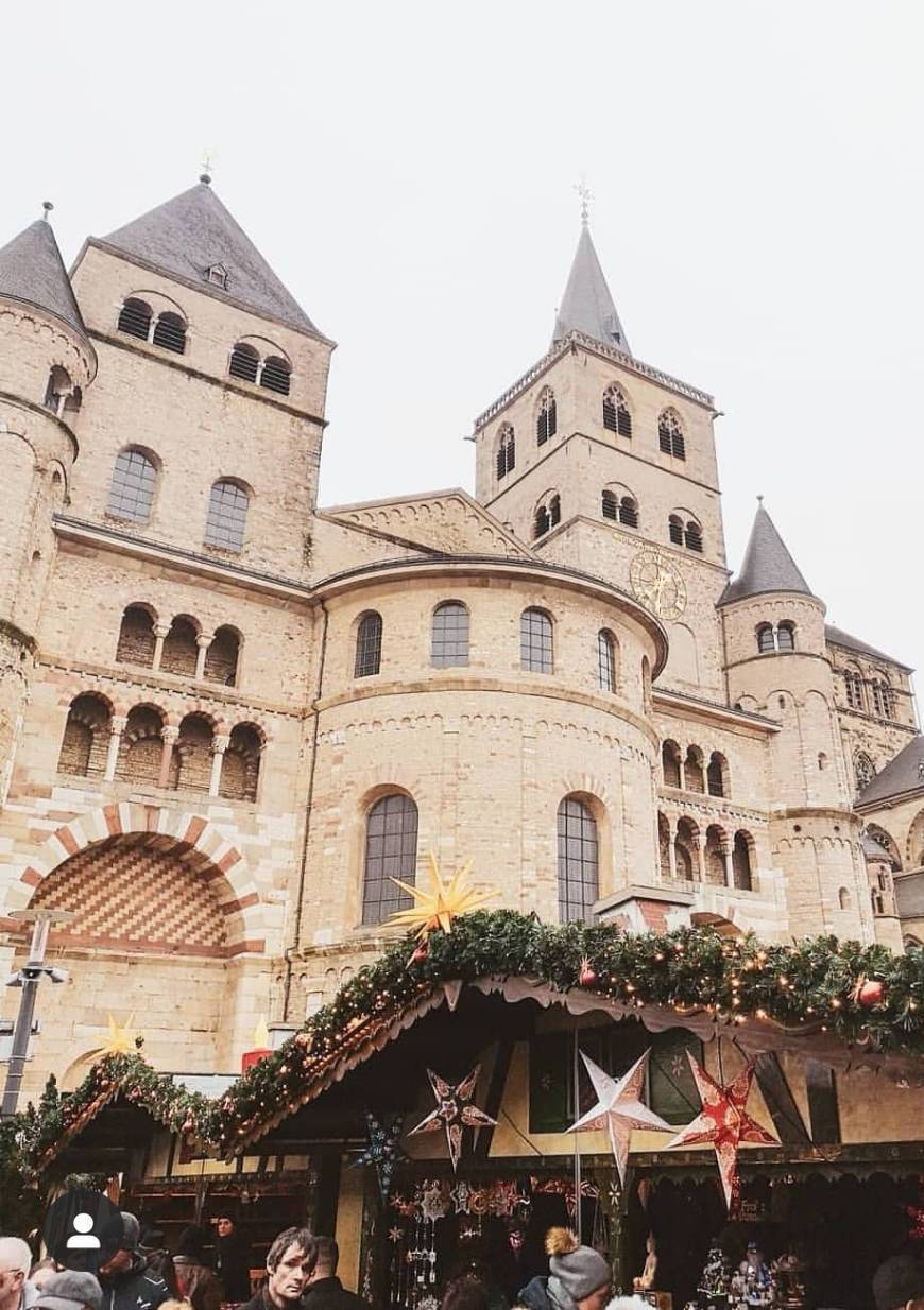 Place Trier Saint Peter's Cathedral