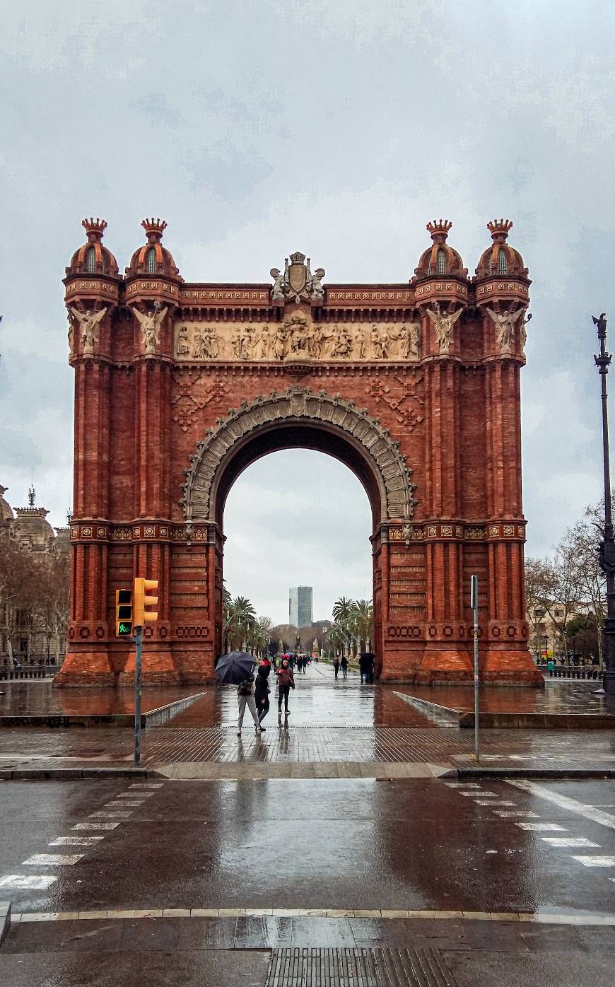 Place Arc de Triomf