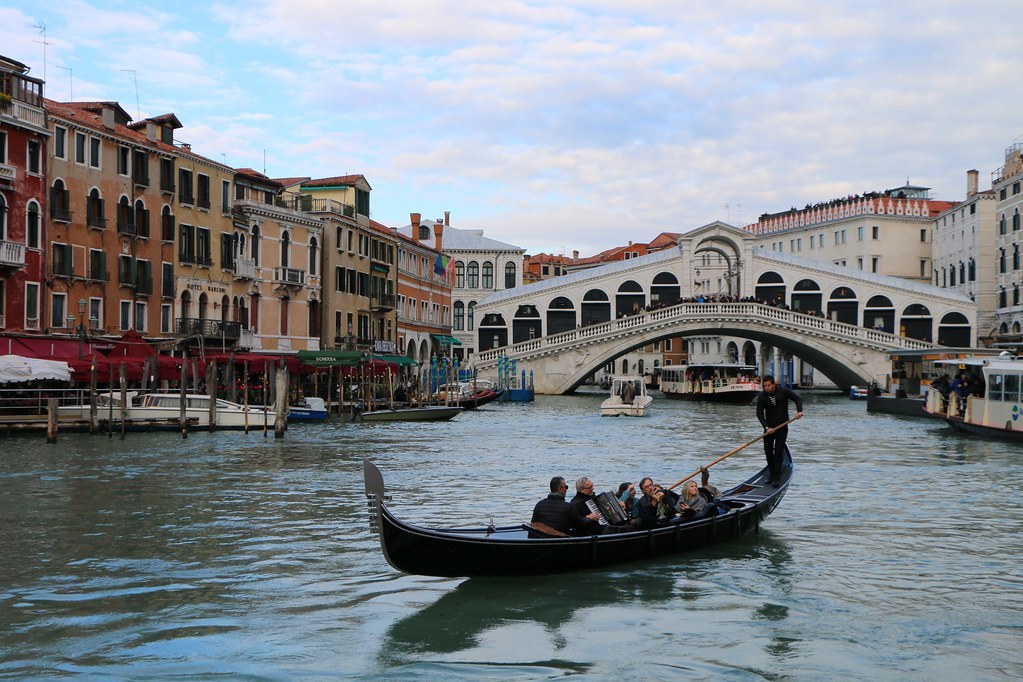 Place Venecia