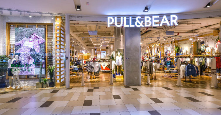 Social Pull and Bear 