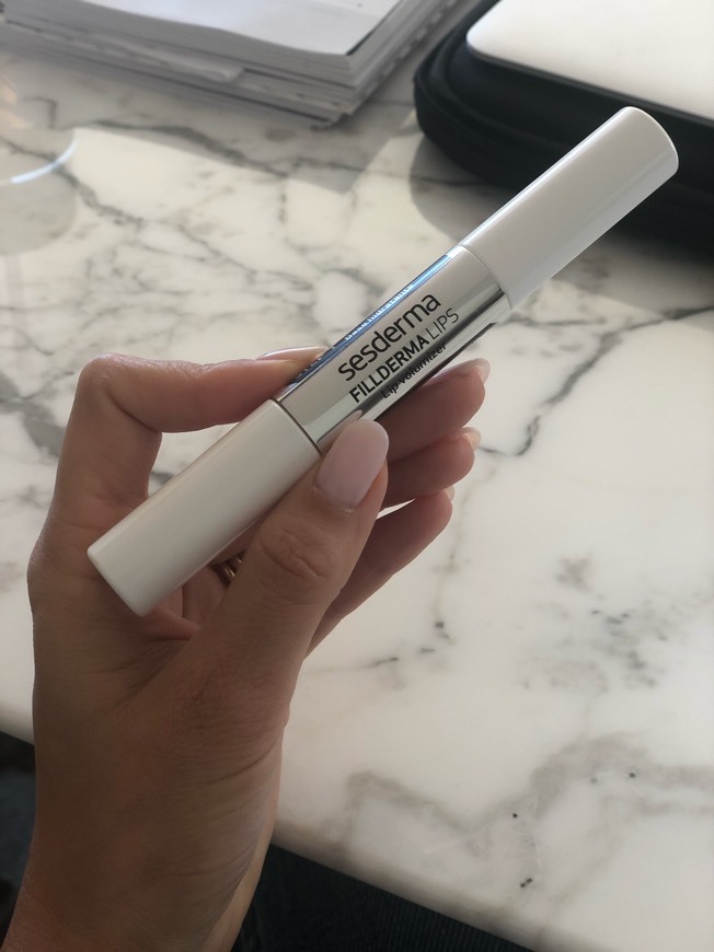 Products Sesderma Fillderma Lip Volumizer