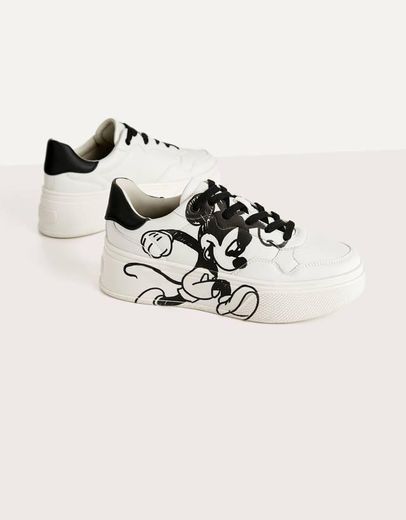 “Mickey gets arty” platform trainers

