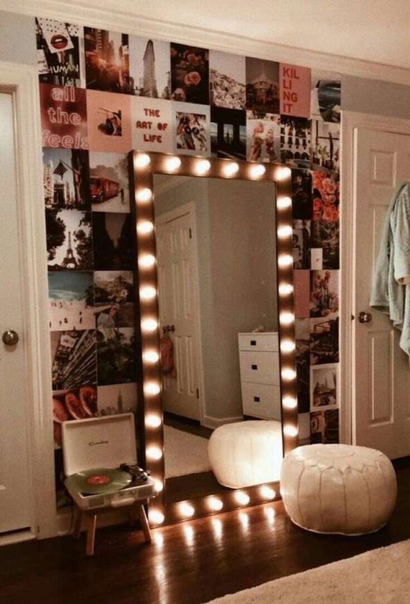 Social Mirror lights