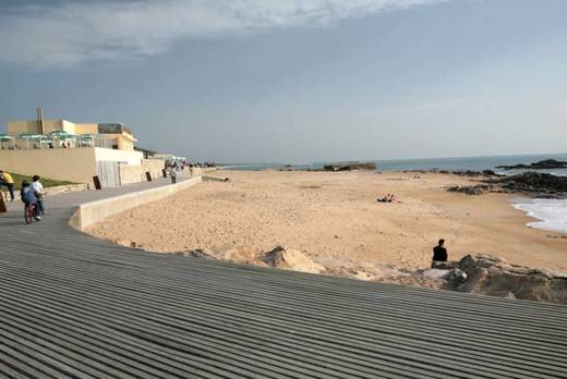 Praia do Castelo do Queijo