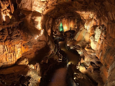 Place Casas das Grutas de Mira de Aire