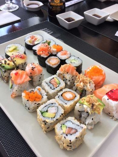 Restaurante Sushi Saturn