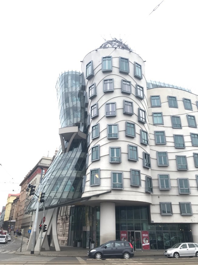 Lugar Dancing House