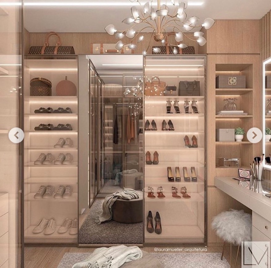 Fashion Closet 🤩