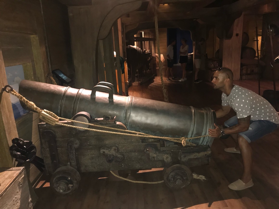 World of Discoveries