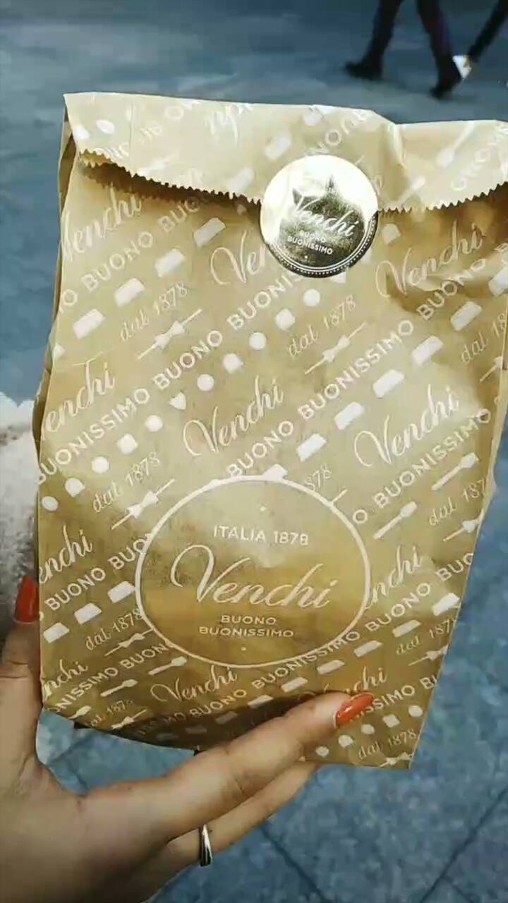 Restaurants Venchi Cioccolato e Gelato, Milano Park Hyatt, Duomo