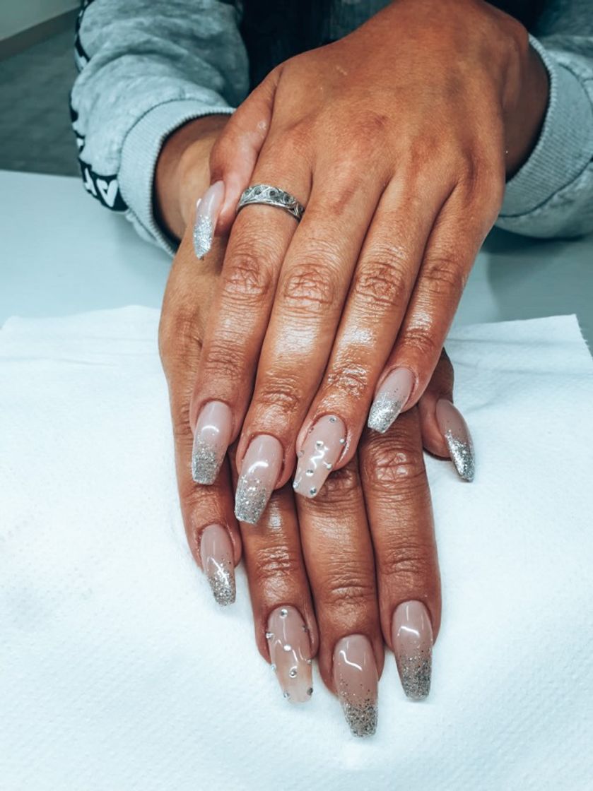 Nailzz