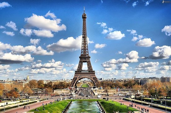 Place Torre Eiffel