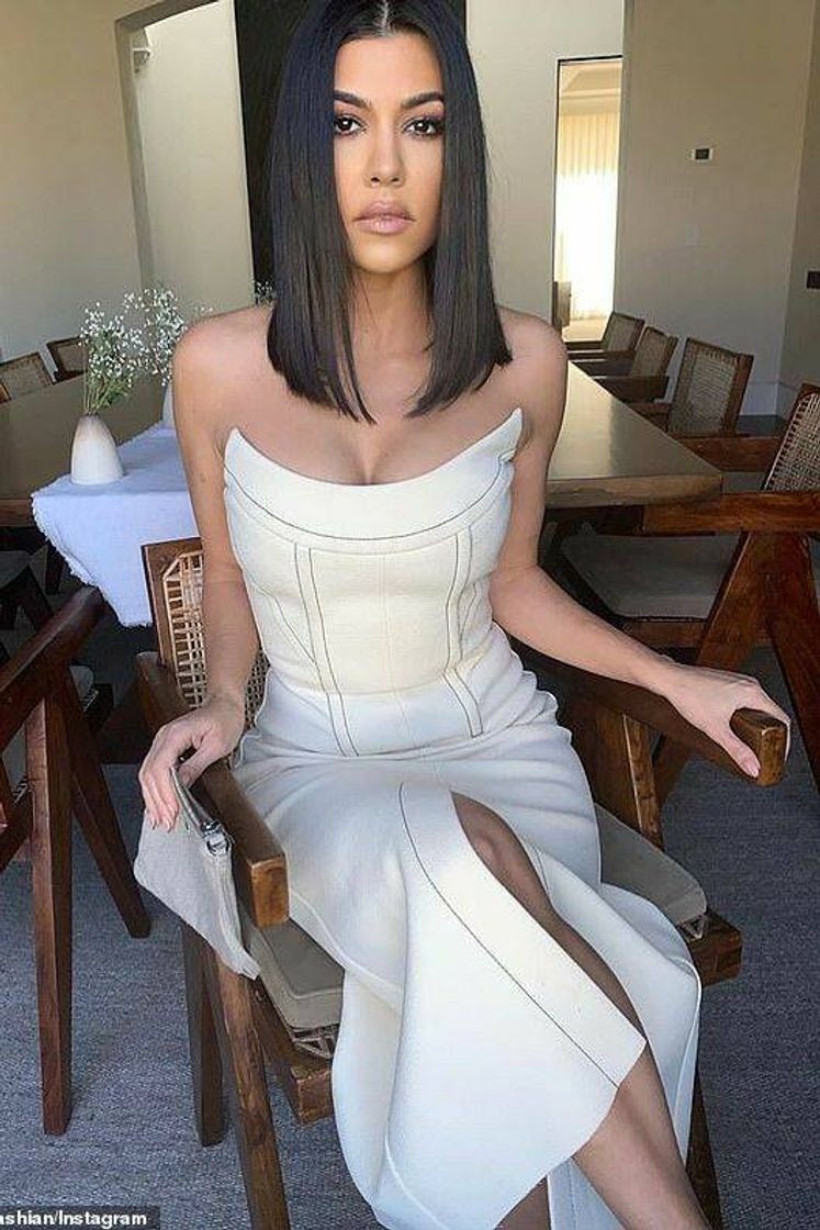 Fashion Kourtney Kardashian