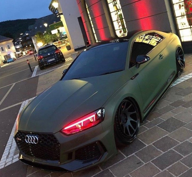 Product Audi RS5 