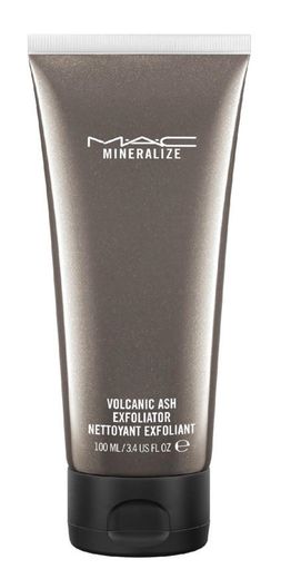 
MAC Mineralize Volcanic Ash Exfoliator