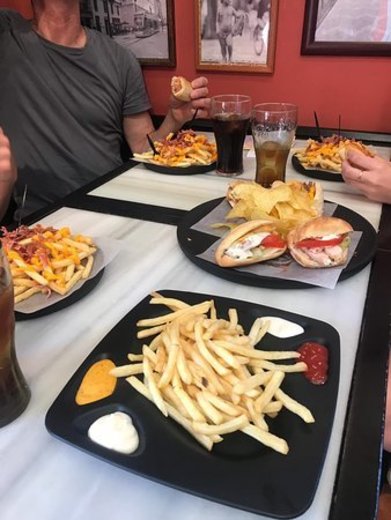 100 Montaditos