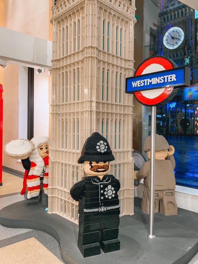 Place LEGO® Store Leicester Square