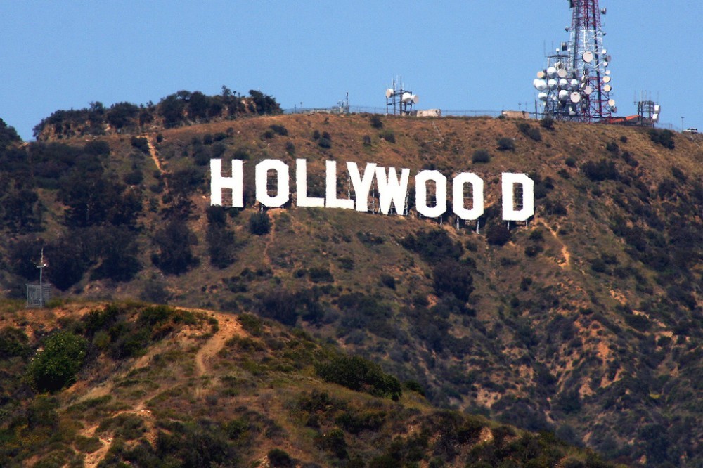 Place Hollywood Sign