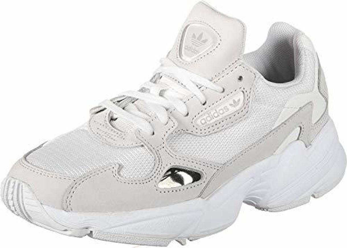 Social adidas Falcon W