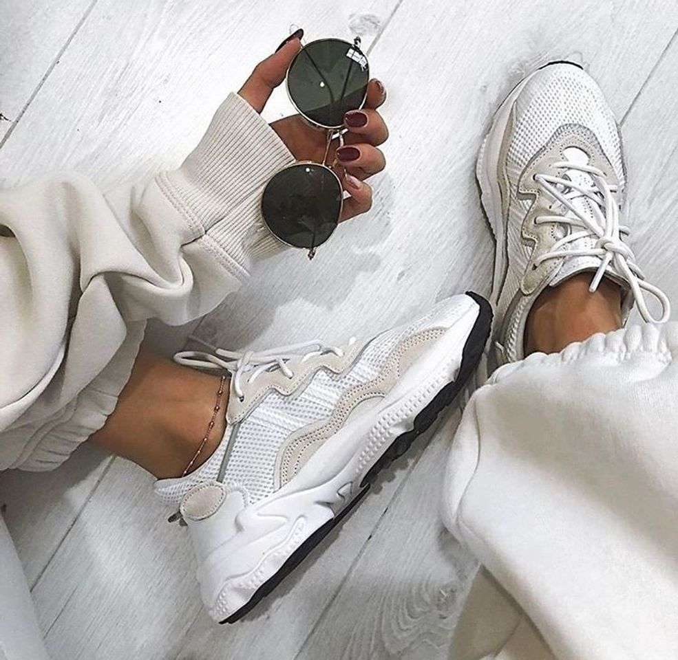 Social Adidas Ozweego EE6464