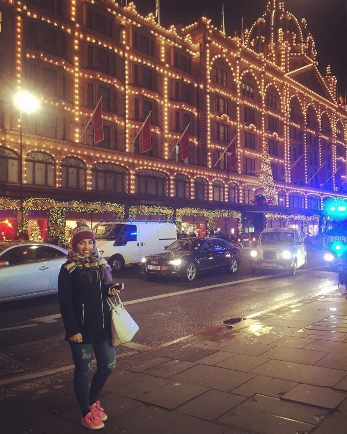 Place HARRODS LONDON