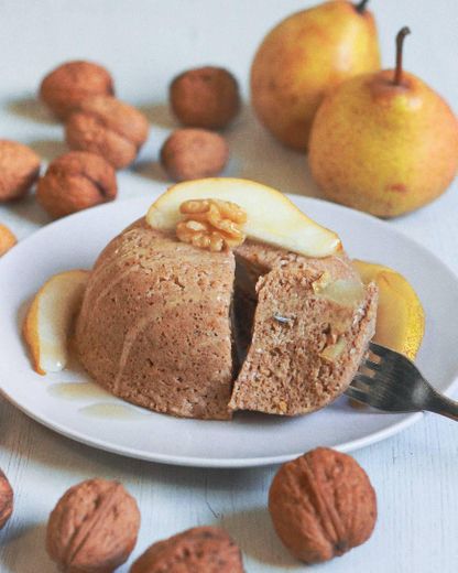 Bolo de pêra e noz de microondas