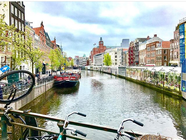 Lugar Bloemenmarkt