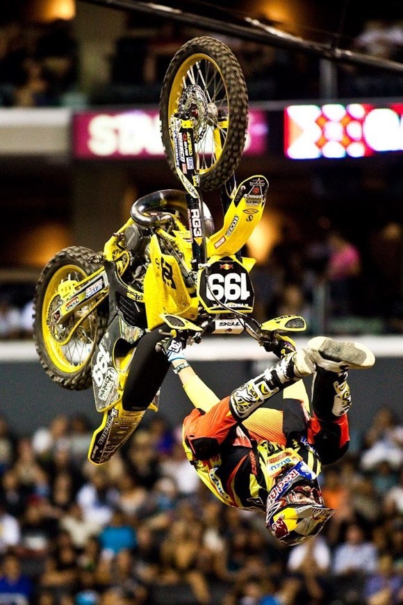 Moda Travis Pastrana 