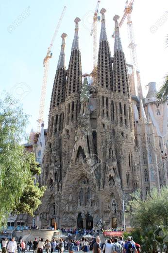 iglesia Sagrada Familia (Barcelona-España)