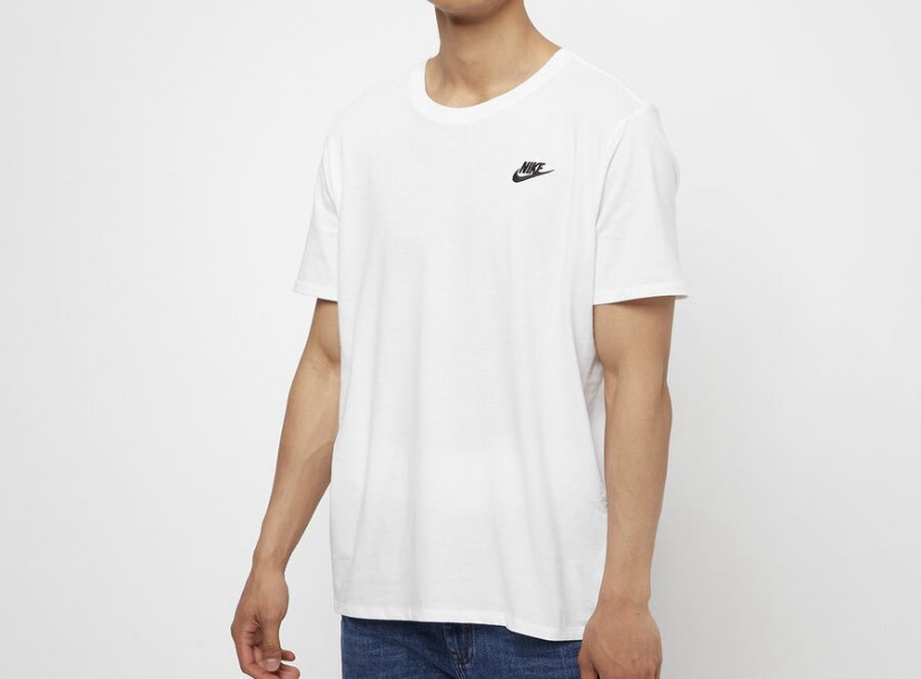 Product Nike Club Tee