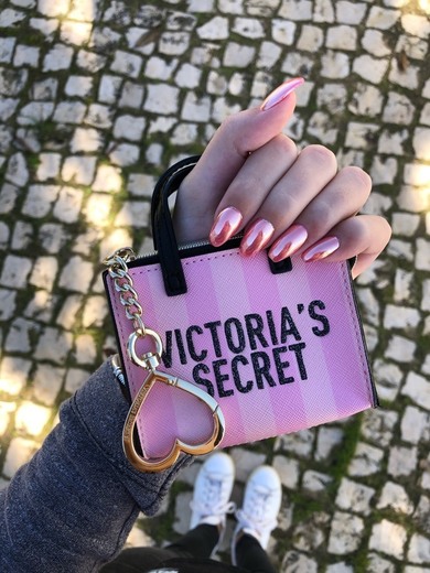 Porta-chaves • Victoria’s Secret
