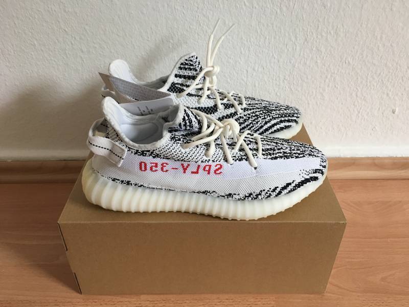 Social Yeezy Boost 350 V2 'Zebra'
