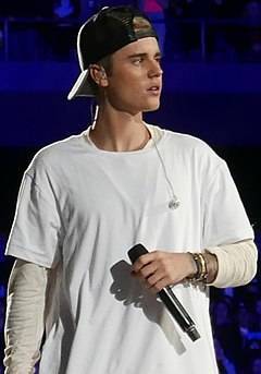 Social Justin Bieber