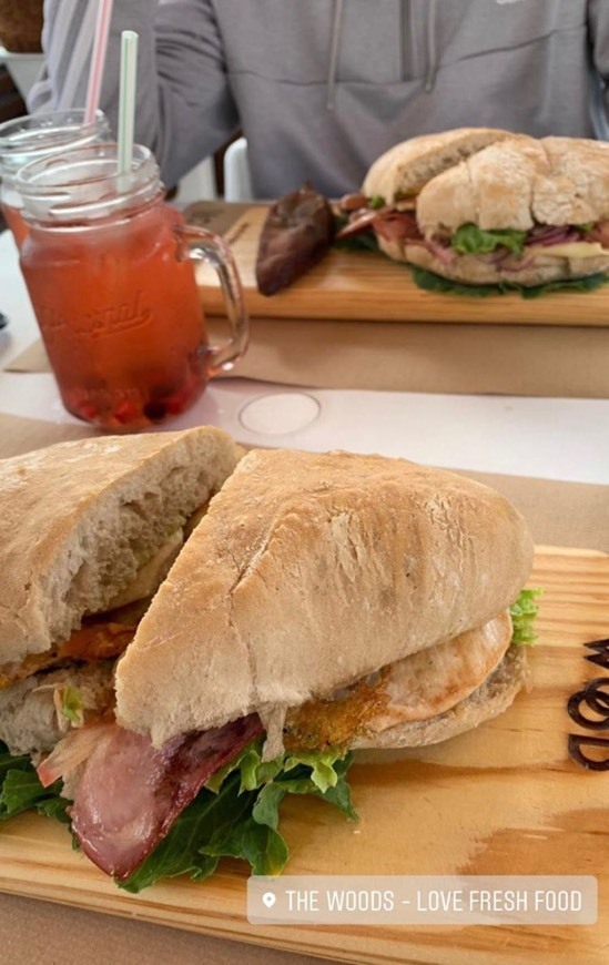 Restaurante The Woods
