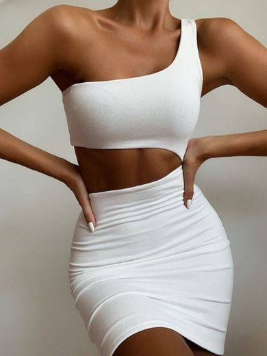 Vestido Branco Modelo Básico
