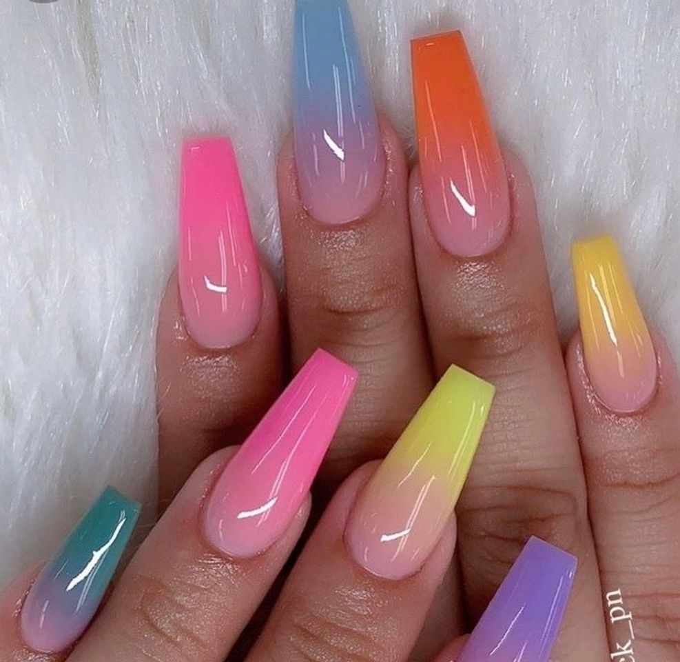 Fashion Unhas coloridas 