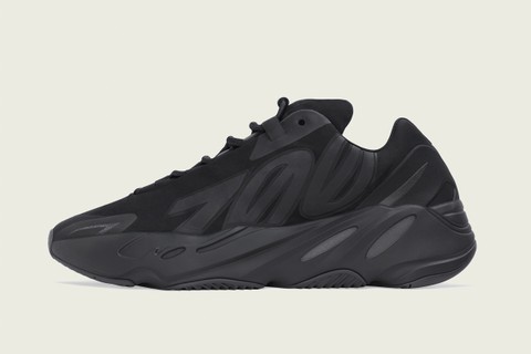 Product Yeezy Boost 700 MNVN Triple Black